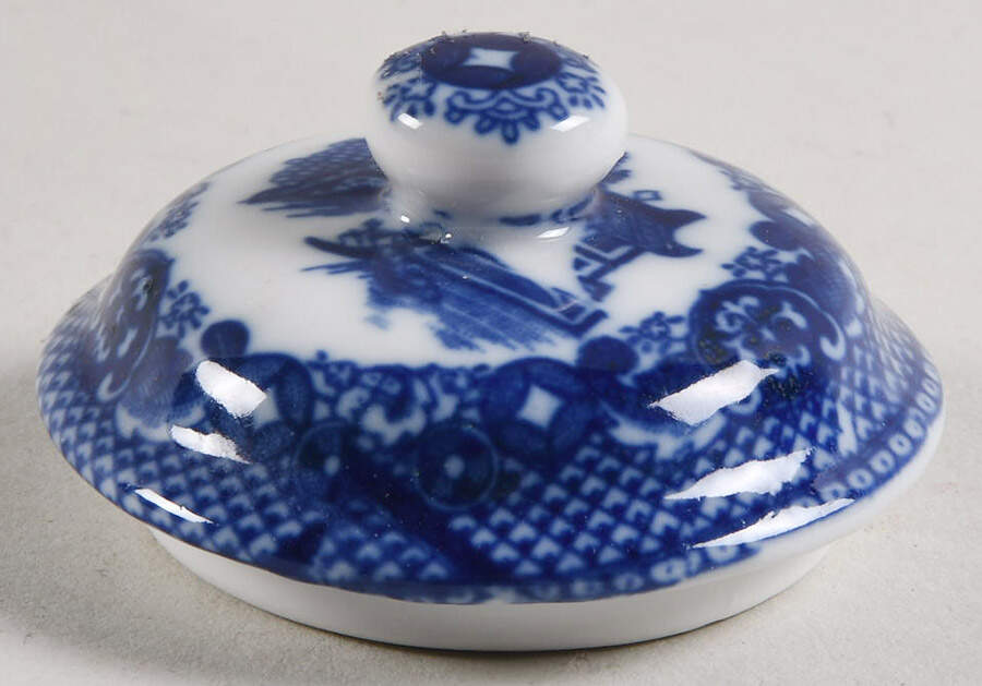 Blue Willow (No Gold, "Japan" Only) Lid for Sugar Bowl by Japan-1