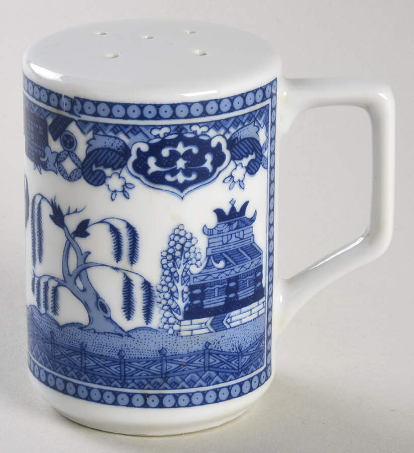 Blue Willow (No Gold, "Japan" Only) Pepper Shaker by Japan-1