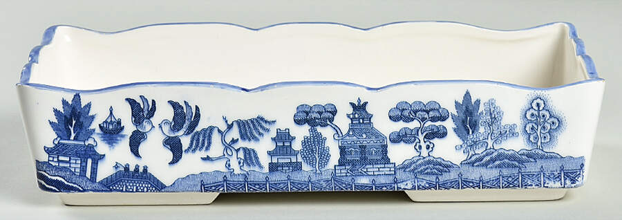 Blue Willow (No Gold, "Japan" Only) Rectangular Dish by Japan-1
