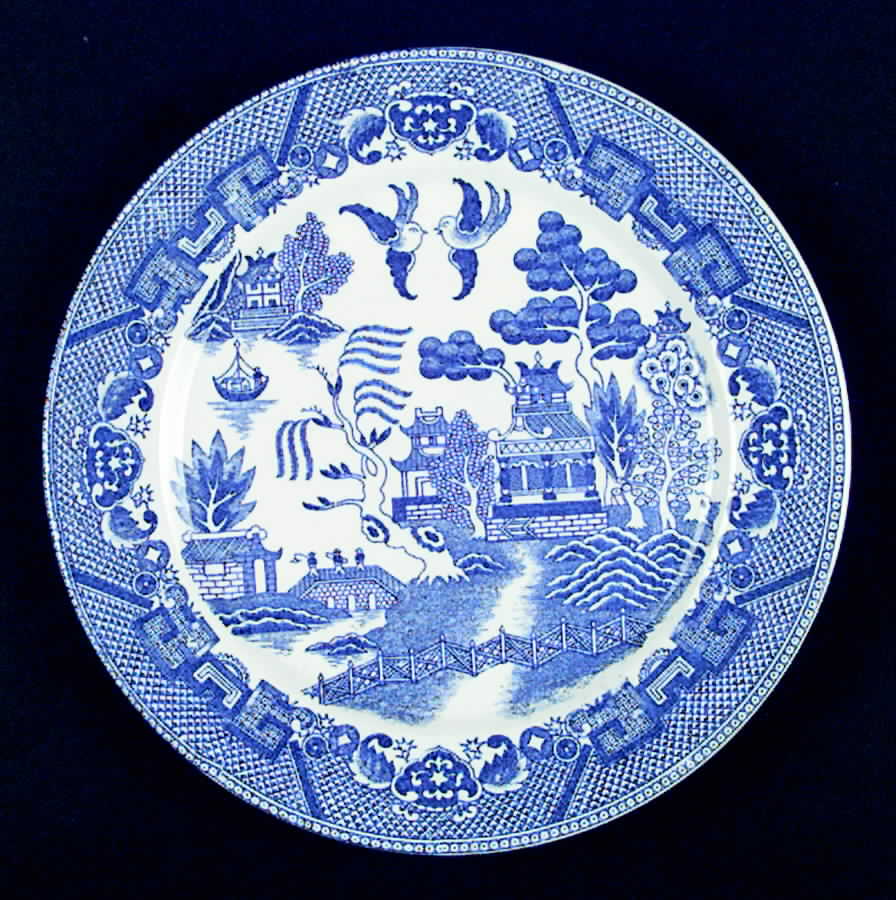 Blue Willow (No Gold, "Japan" Only) Dinner Plate by Japan-1