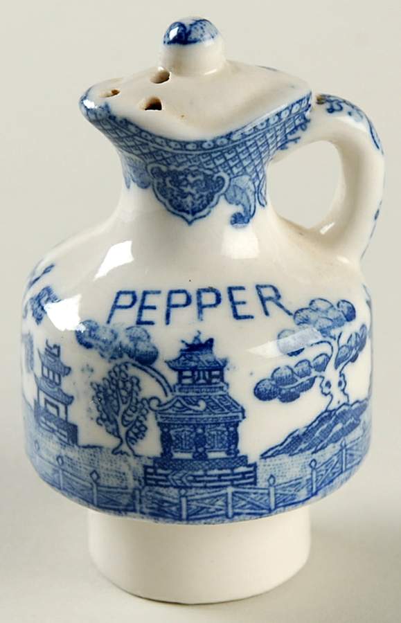 Blue Willow (No Gold, "Japan" Only) Condiment Set, Pepper Only by Japan-1