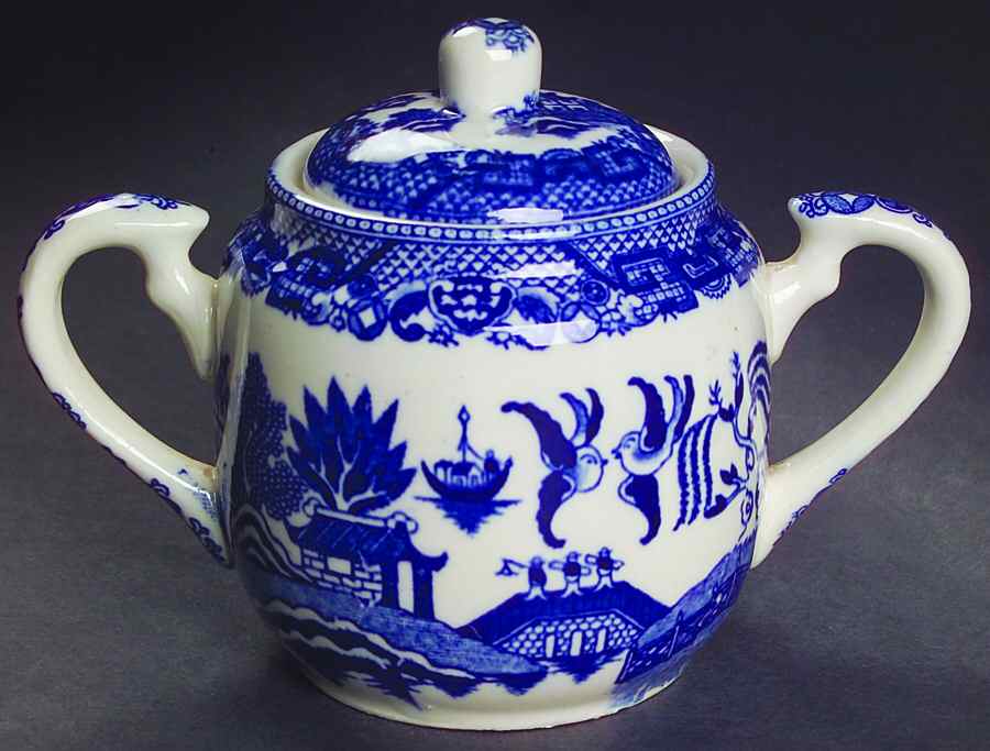 Blue Willow (No Gold, "Japan" Only) Sugar Bowl & Lid by Japan-1