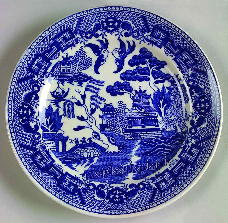 Blue Willow (No Gold, "Japan" Only) Dessert/Pie Plate by Japan-1