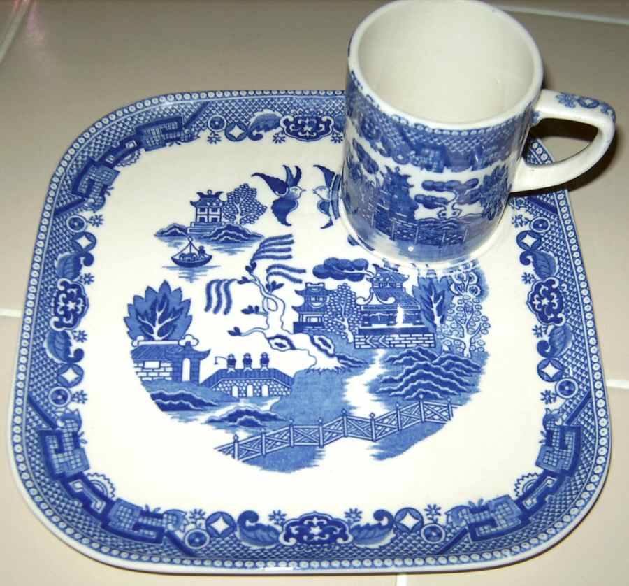 Blue Willow (No Gold, "Japan" Only) Snack Plate & Cup Set by Japan-1