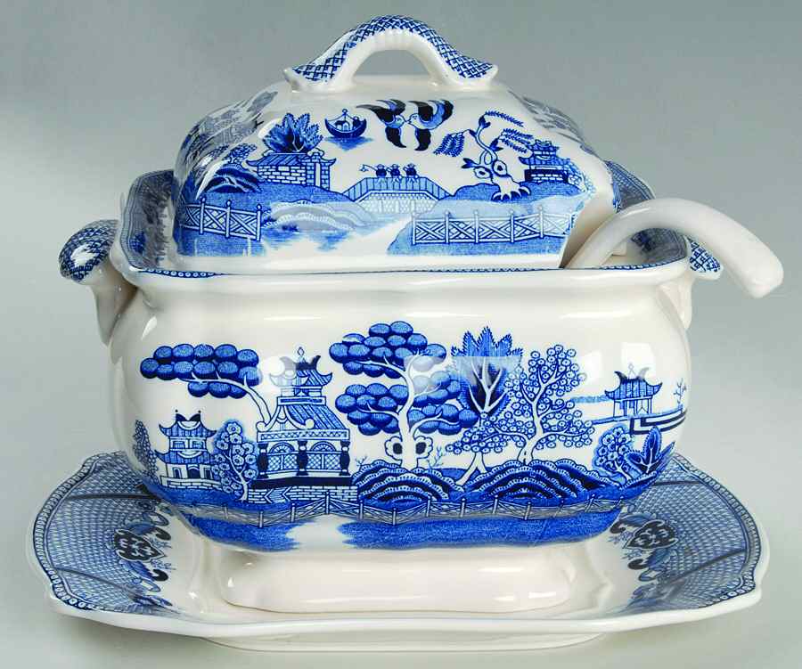 Blue Willow (No Gold, "Japan" Only) Small Tureen w/Lid, Ladle & Underplate by Japan-1