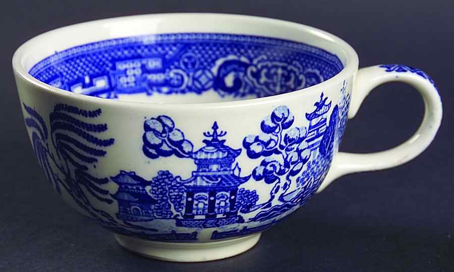 Blue Willow (No Gold, "Japan" Only) Footed Cup by Japan-1