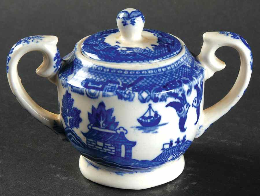 Blue Willow (No Gold, "Japan" Only) Mini Sugar Bowl & Lid by Japan-1