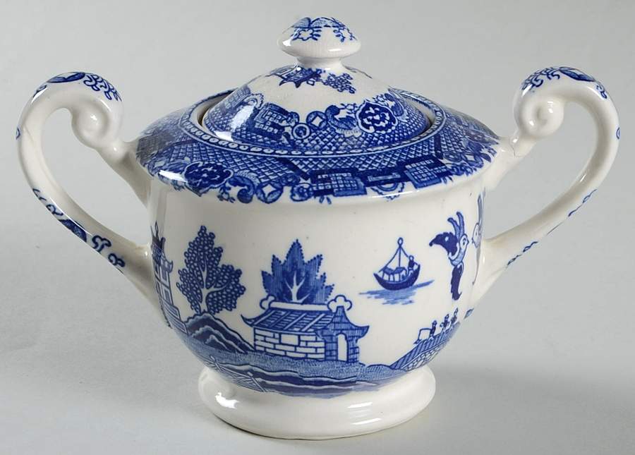 Blue Willow (No Gold, "Japan" Only) Sugar Bowl & Lid by Japan-1