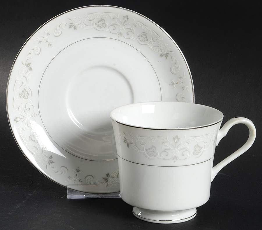 Bonwit Footed Cup & Saucer Set by Fine China of Japan-1