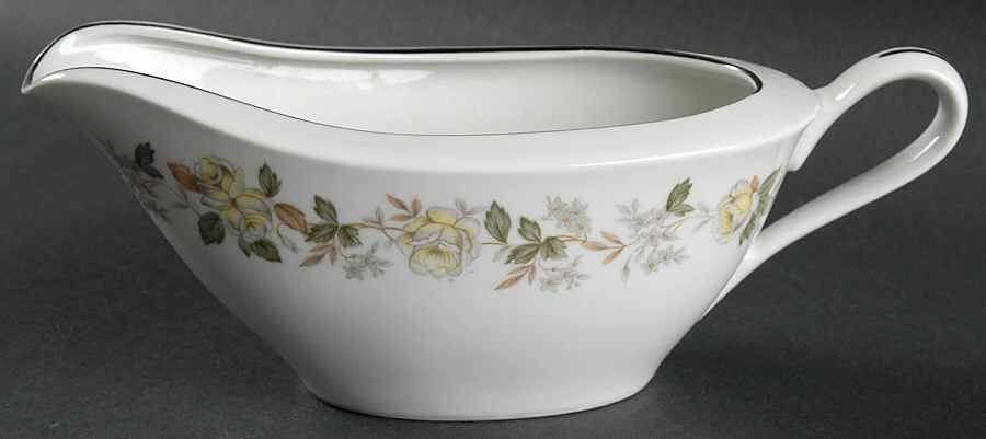 Brook Mere Gravy Boat by Japan-1