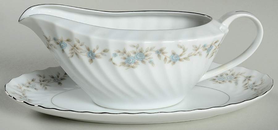 Camelot Gravy Boat & Underplate by Japan-1