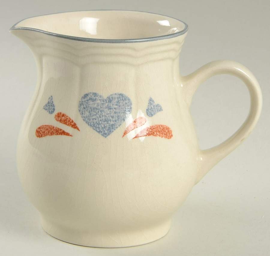 Country Heart Creamer by Japan-1