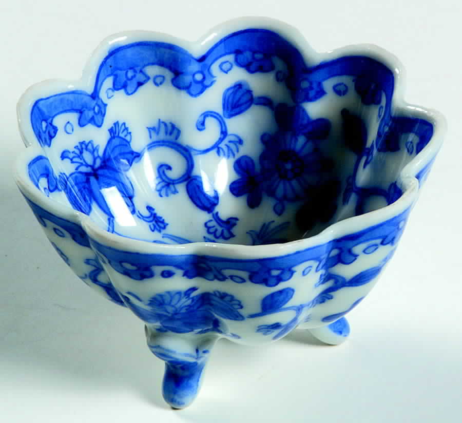 Flying Turkey Individual Nut Dish by Japan-1