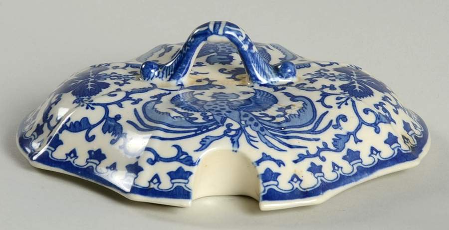 Flying Turkey Lid for Small Octagonal Vegetable by Japan-1