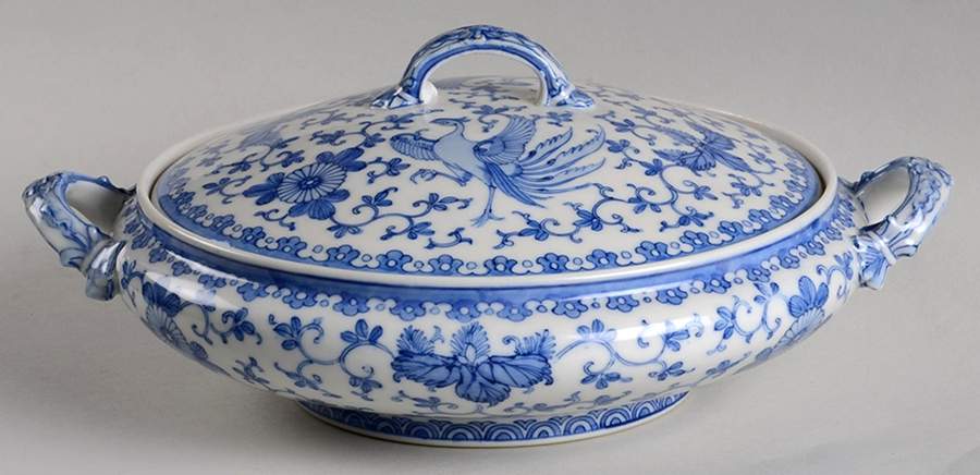 Flying Turkey Round Covered Vegetable by Japan-1