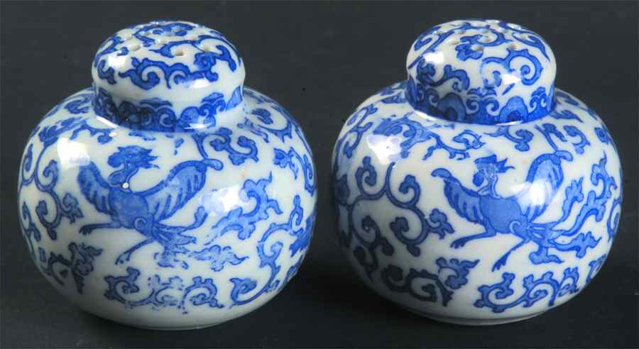 Flying Turkey Salt & Pepper Set by Japan-1