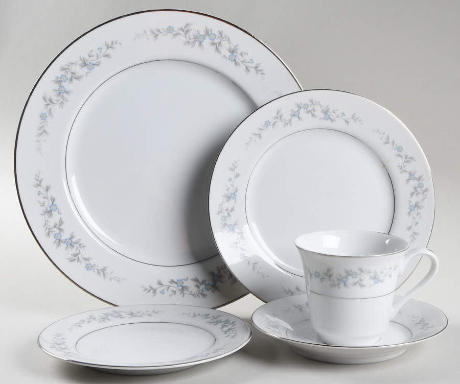 Forget Me Not Blue 5 Piece Place Setting by Japan-1