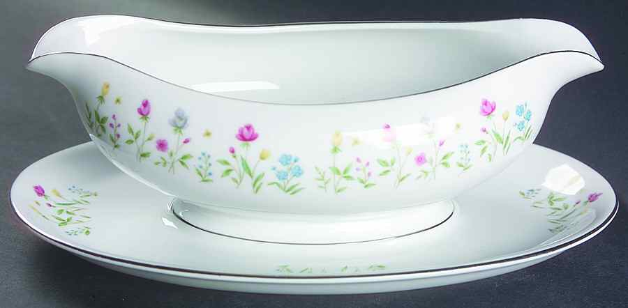 Garden Melody Gravy Boat with Attached Underplate by Japan-1