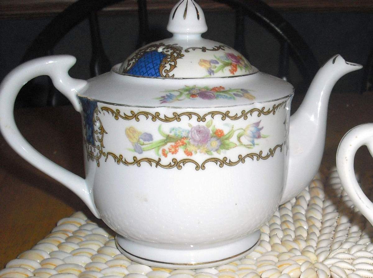 TSL5 Teapot & Lid by Tashiro Shoten Ltd-1