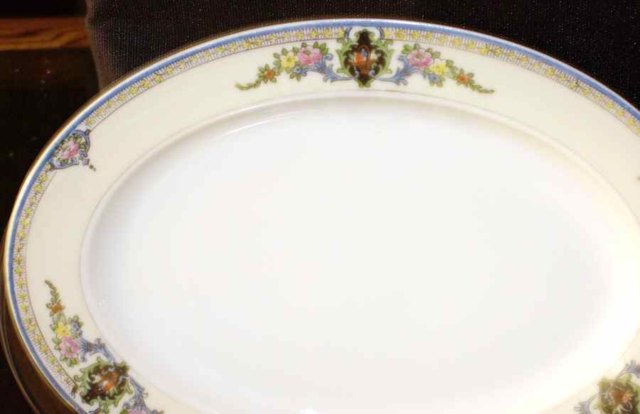 JAP68 14" Oval Serving Platter by Japan-1