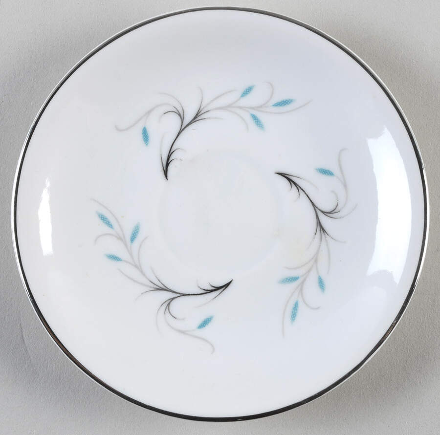 Jeannette Saucer by Japan-1