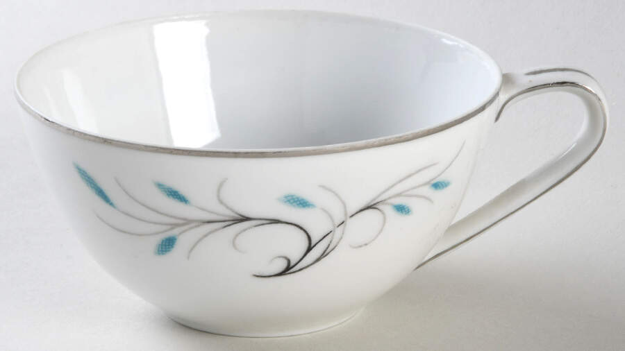 Jeannette Flat Cup by Japan-1