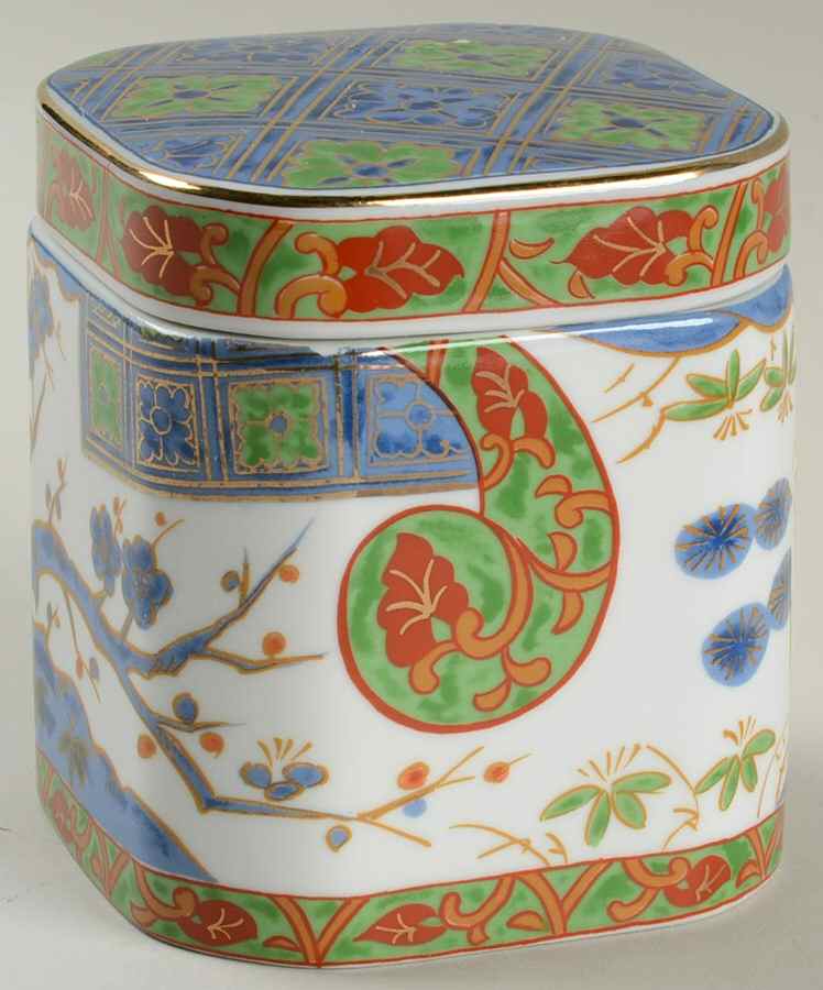 Kutani Brocade Square Box with Lid by Japan-1