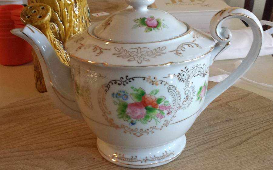 Lorraine Teapot & Lid by Japan-1