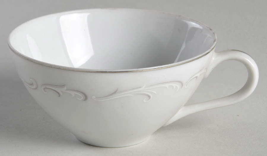 Luray Flat Cup by Japan-1