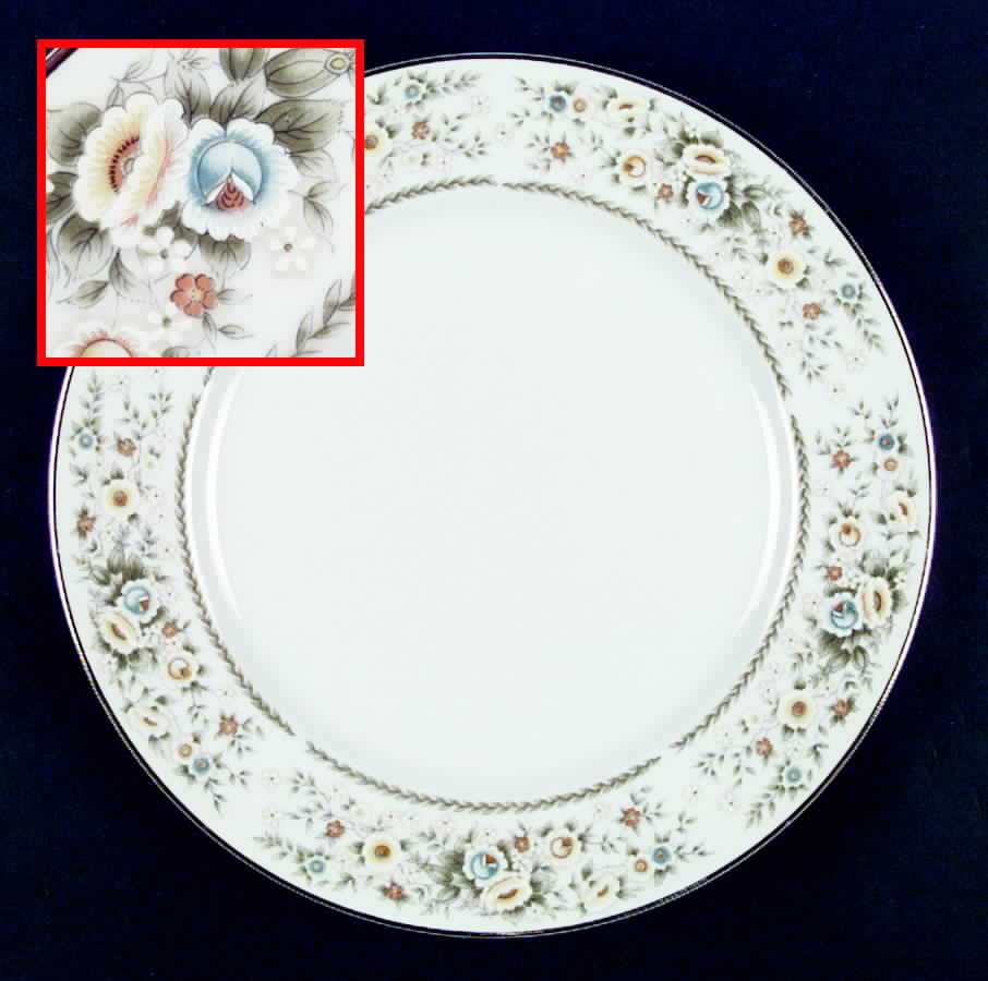 Lynrose Dinner Plate by Japan-1