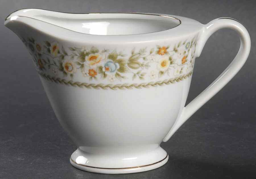 Lynrose Creamer by Japan-1