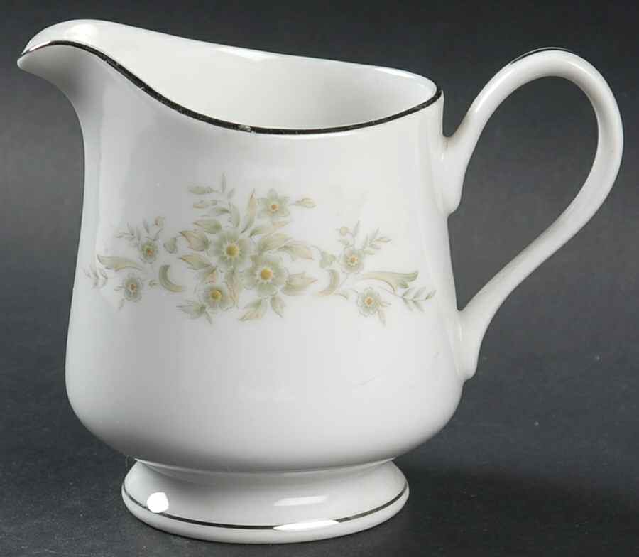 Mandarin Creamer by Japan-1