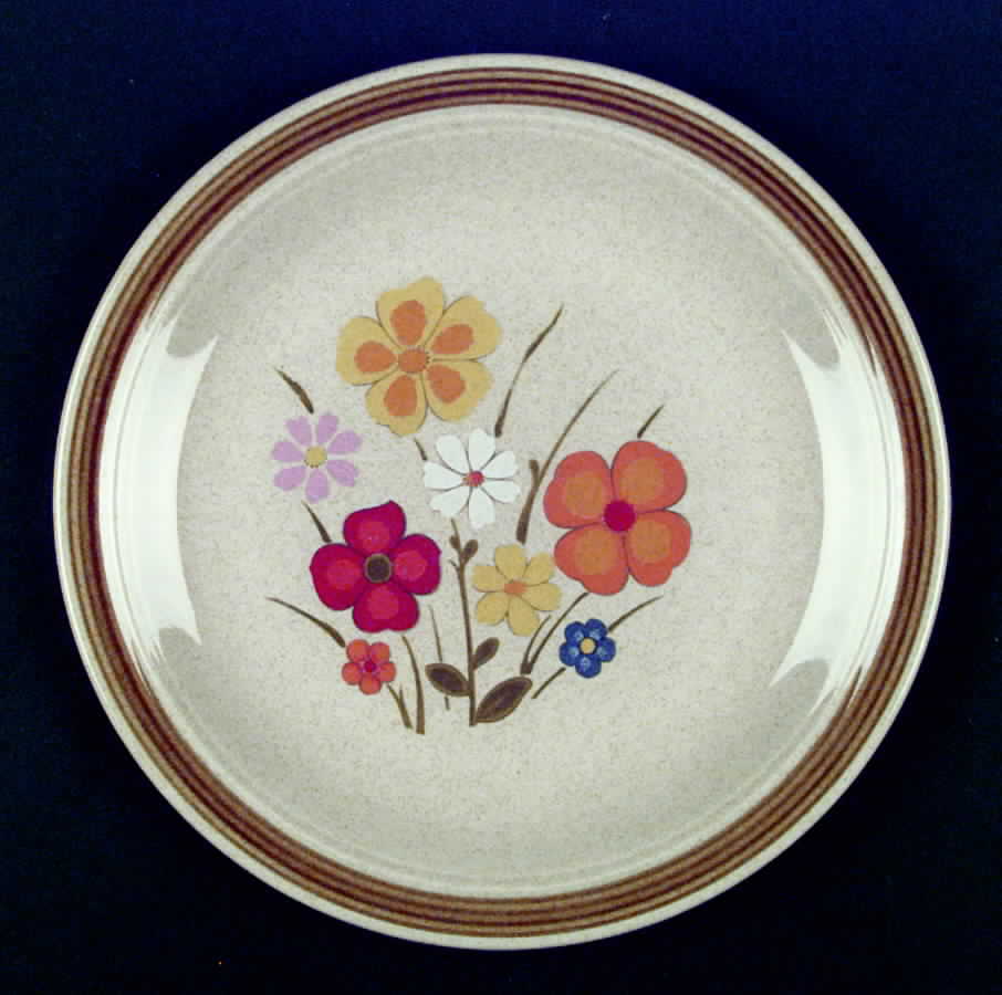 Meadow Flower Dinner Plate by Yamaka-1