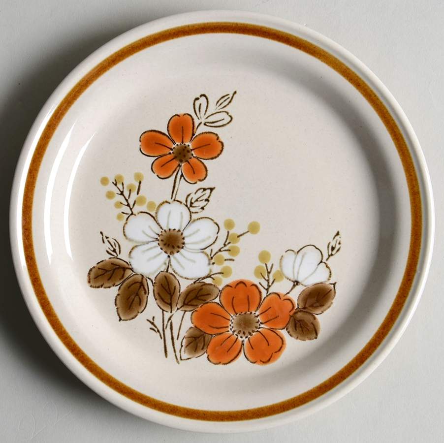 Mountain Floral Salad Plate by Japan-1