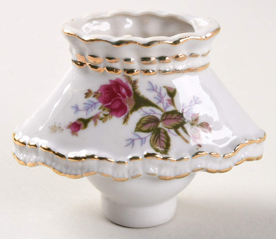 Moss Rose Globe for Oil Lamp by Japan-1