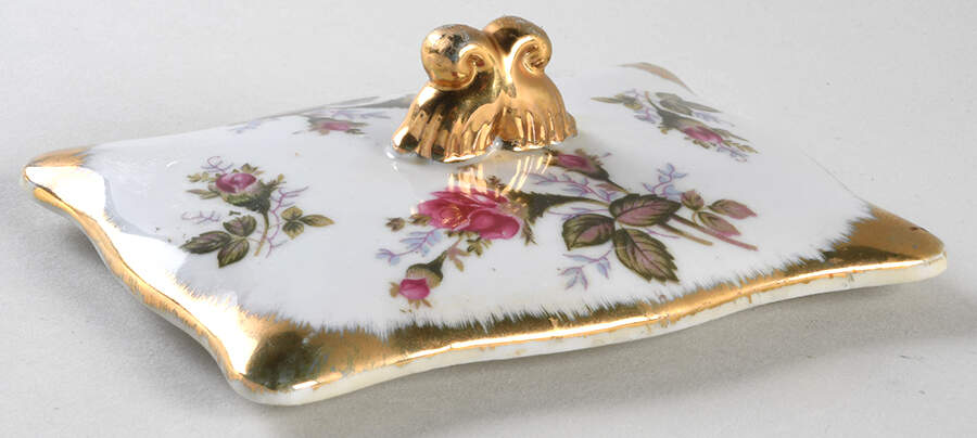 Moss Rose 5" Rectangular Box-Lid by Japan-1