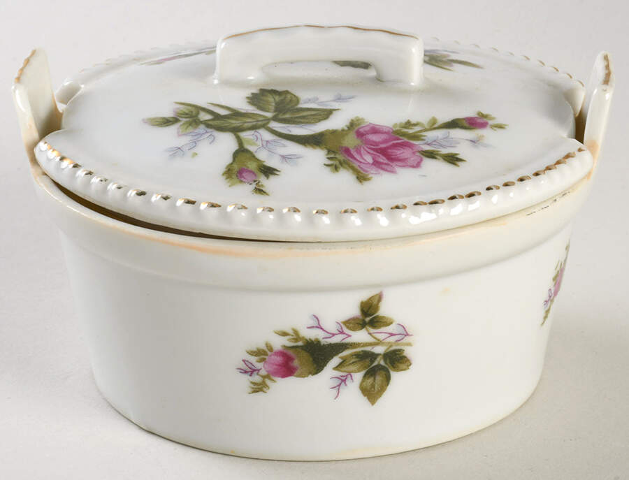 Moss Rose Butter Tub & Lid by Japan-1