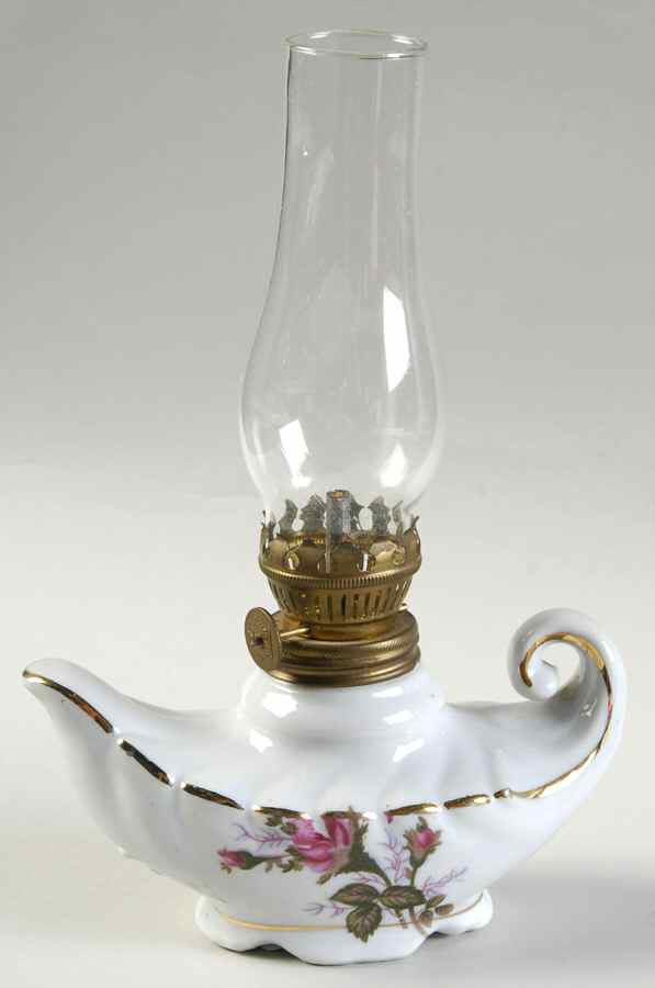 Moss Rose Hurricane Lamp & Globe by Japan-1