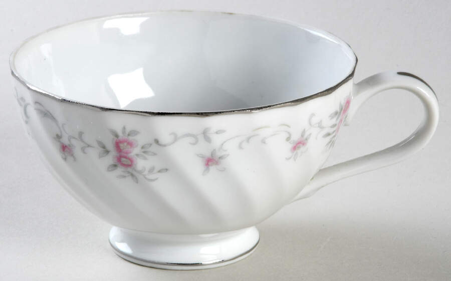 Nanarosa Footed Cup by M Japan-1