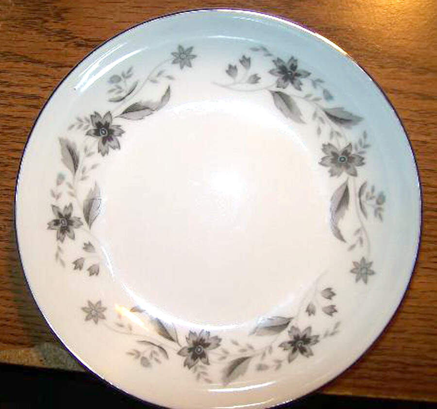 Pamela Bread & Butter Plate by M Japan-1