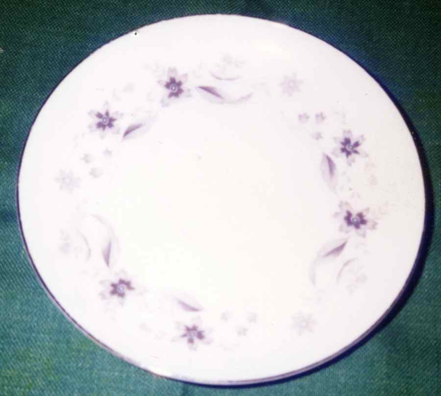 Pamela Dinner Plate by M Japan-1