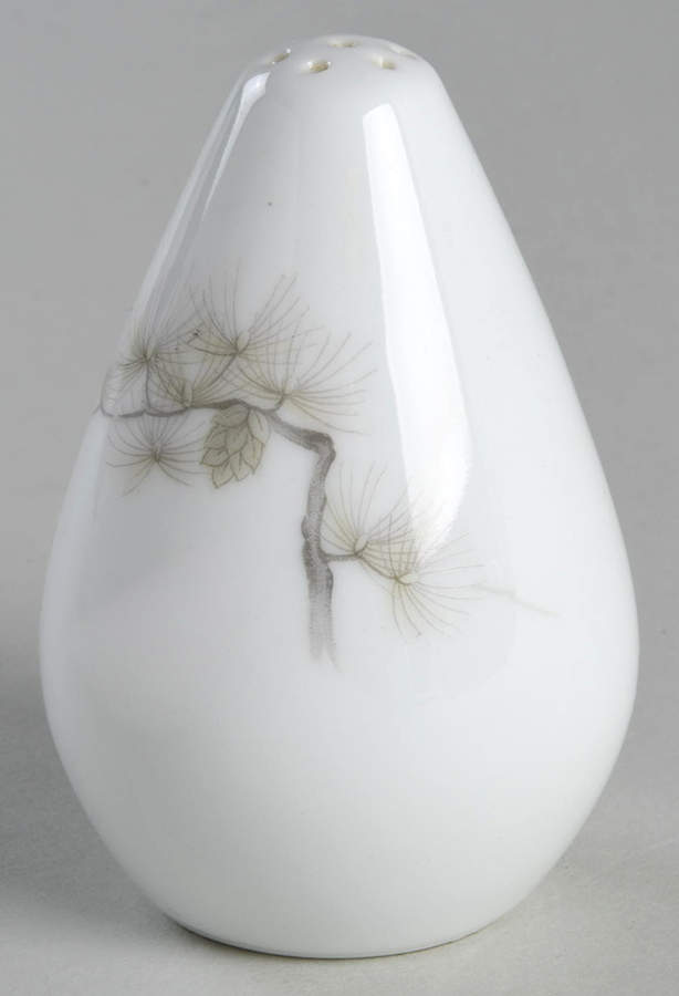Pine Pepper Shaker by Japan-1