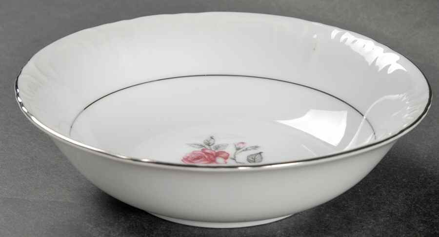 Queen Rose Coupe Cereal Bowl by Japan-1