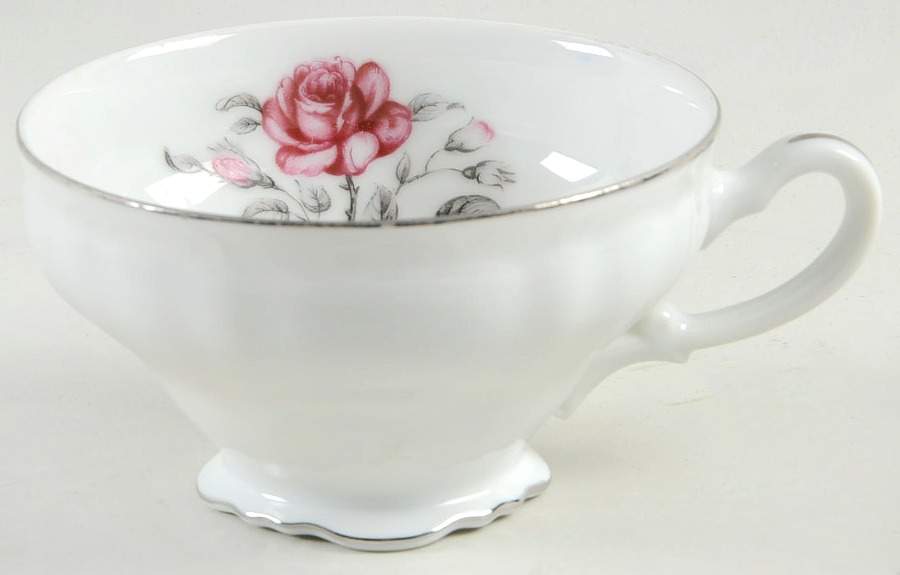 Queen Rose Footed Cup by Japan-1
