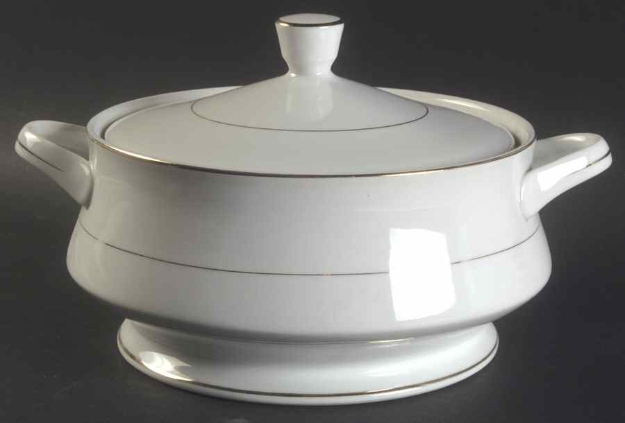 Royale Aurum Round Covered Vegetable by Japan-1