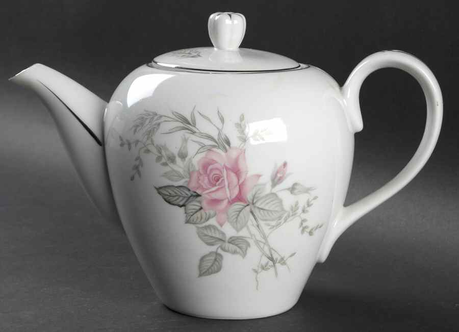 Rose Bouquet (Coupe) Teapot & Lid by Japan-1