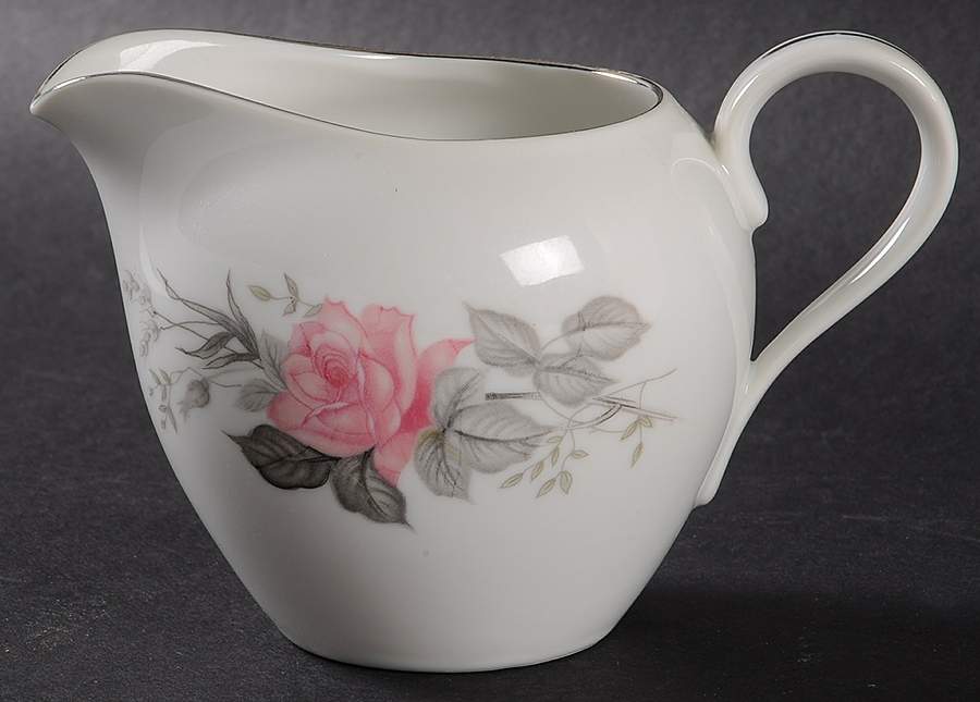 Rose Bouquet (Coupe) Creamer by Japan-1