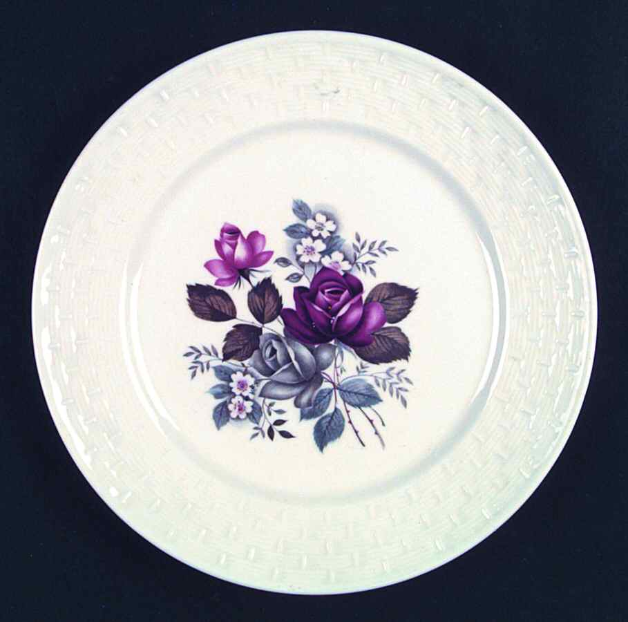 Rose Bouquet (Basketweave Rim) Luncheon Plate by Japan-1