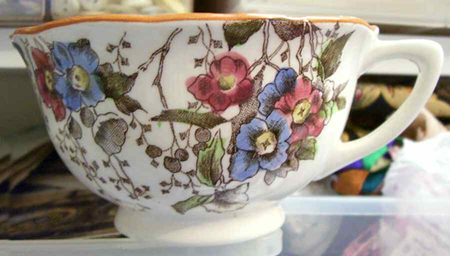 The Ronald Footed Cup by Japan-1