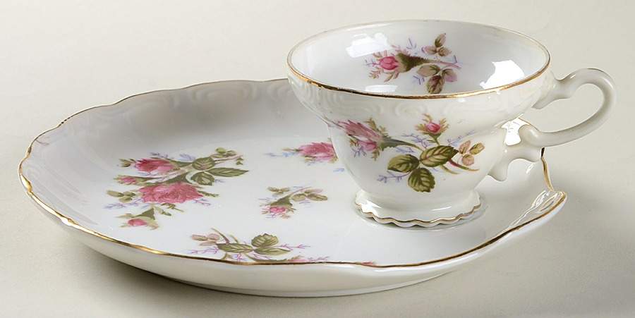 Rosemarie (Scalloped, Pink Flowers) Snack Plate & Cup Set by Japan-1